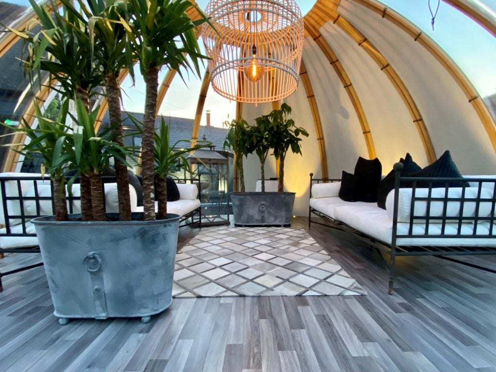 The Vintage Garden Room Show Dome